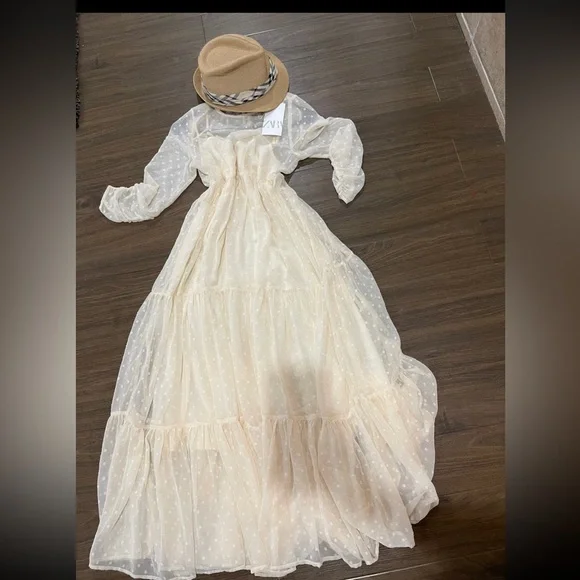 Zara cream lace dress